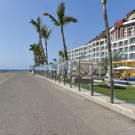 Beachfront Playa Del Cura 3 By Villagrancanaria * Playa Del Cura (Gran Canaria)